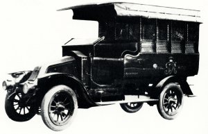firstpatrolvan1915