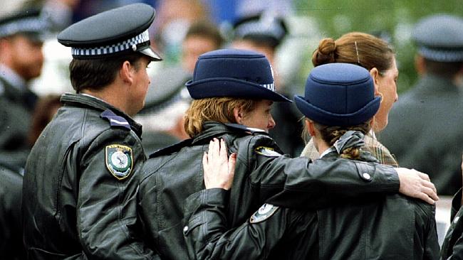 http://www.dailytelegraph.com.au/news/crescent-heads-police-killings-two-decades-on-ceremony-will-mark-sacrifice-made-by-senior-constables-on-duty/story-fni0cx4q-1227433992584 Uniformed police link arms at funeral of colleague Senior Constable Addison.