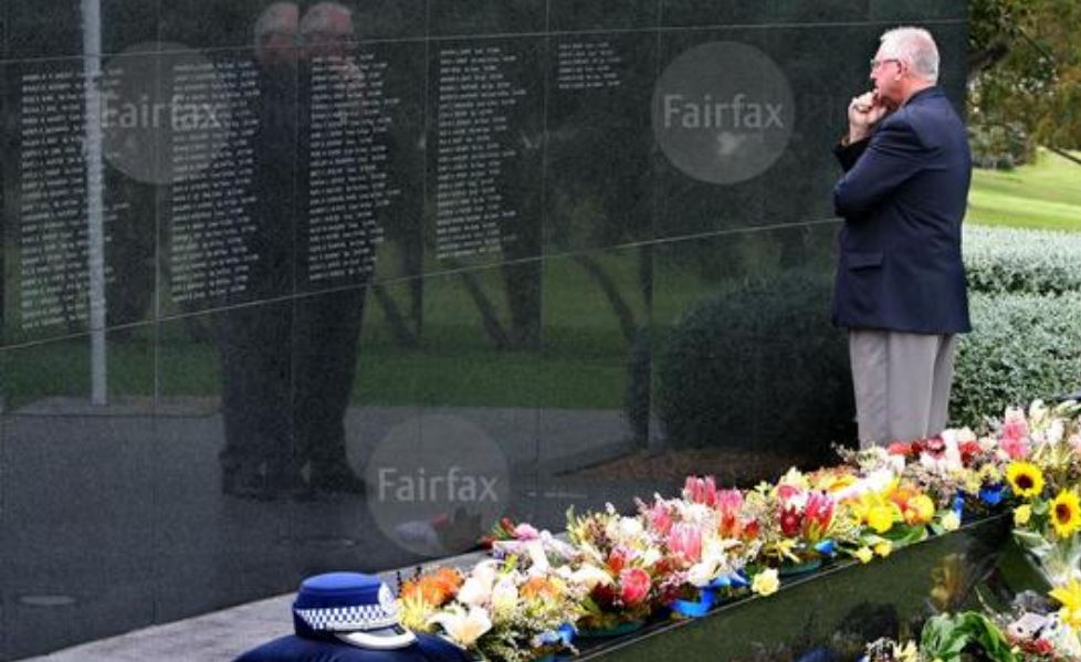 John Roser, father of Steven Roser, 23, s policing student who collapsed and die September 29, 2006The Sydney Morning Herald John Roser, father of Steven Roser, 23, s policing student who collapsed and died on in June, reads his son's name which is the last added to the Remembrance Wall during a service to commemorate National Police Remembrance Day in the Domain, 29 September 2006. SMH Picture by ROBERT PEARCE