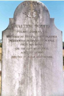 Constable Walter Tombs (1897) Grave stone inscription at Moruya Cemetery