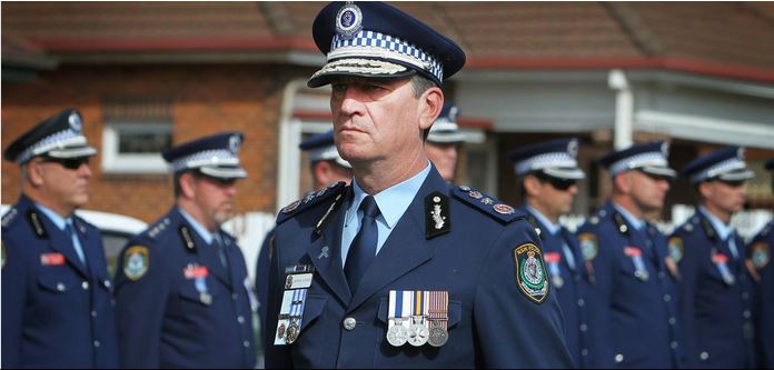 Commissioner Andrew Scipione leading the march for Chief Inspector Graeme Donnelly - Photos from Illawarra Mercury
