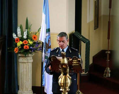 Police Commissioner Andrew Scipione speaking of Chief Inspector Graeme Donnelly - Photos from Illawarra Mercury