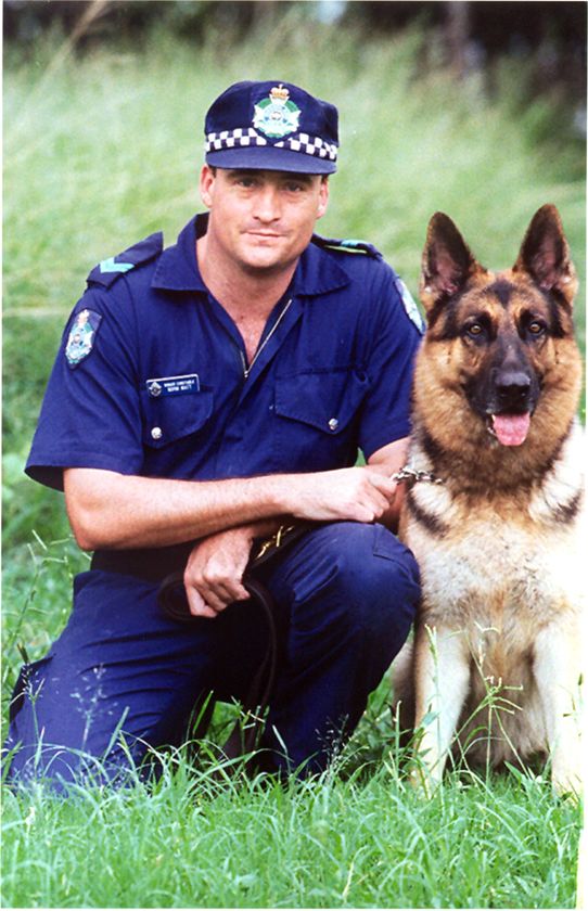 Norman James WATT - SenCon - Shot at siege - Qld - 21 July 2000