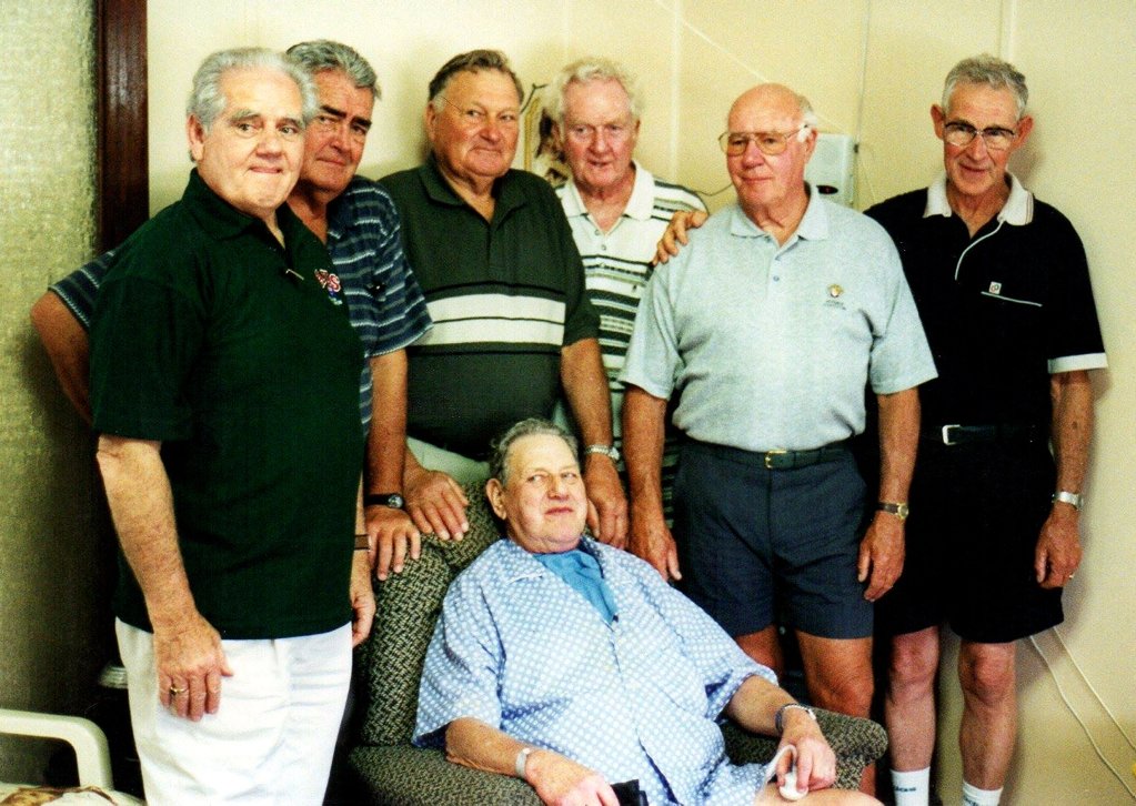 John HOLSTEIN Keith HOLSTEIN: Class 9 /1951 from the Penrith College held the final get together with my father Keith Holstein as he was too sick to travel to a reunion. The group changed their plans and visited dad at home.
