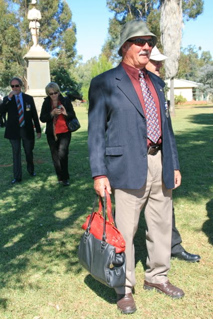 Balranald NSW. Anzac Day, Easter 2011, march & service. Paz the 'Bagman'. BARRY THOMAS PASSLOW NSWPF DIED 23 OCTOBER 2015 LIONS MEMBER https://police.freom.com/barry-thomas-passlow/ Balranald NSW. Anzac Day 2011 Barry PASSLOW