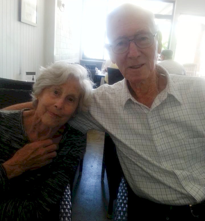 Gloria & Lindsay GORDON