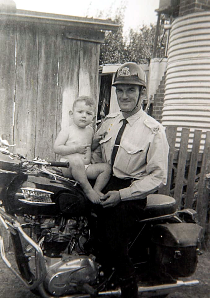 https://www.facebook.com/NSWHPV/photos/a.1318002494884868/2541811842503921/?type=3&theater NSW Police , Alan Rugless on a Triumph. This would have been taken in 1964, at Ulmarra, when Alan was stationed at Grafton.