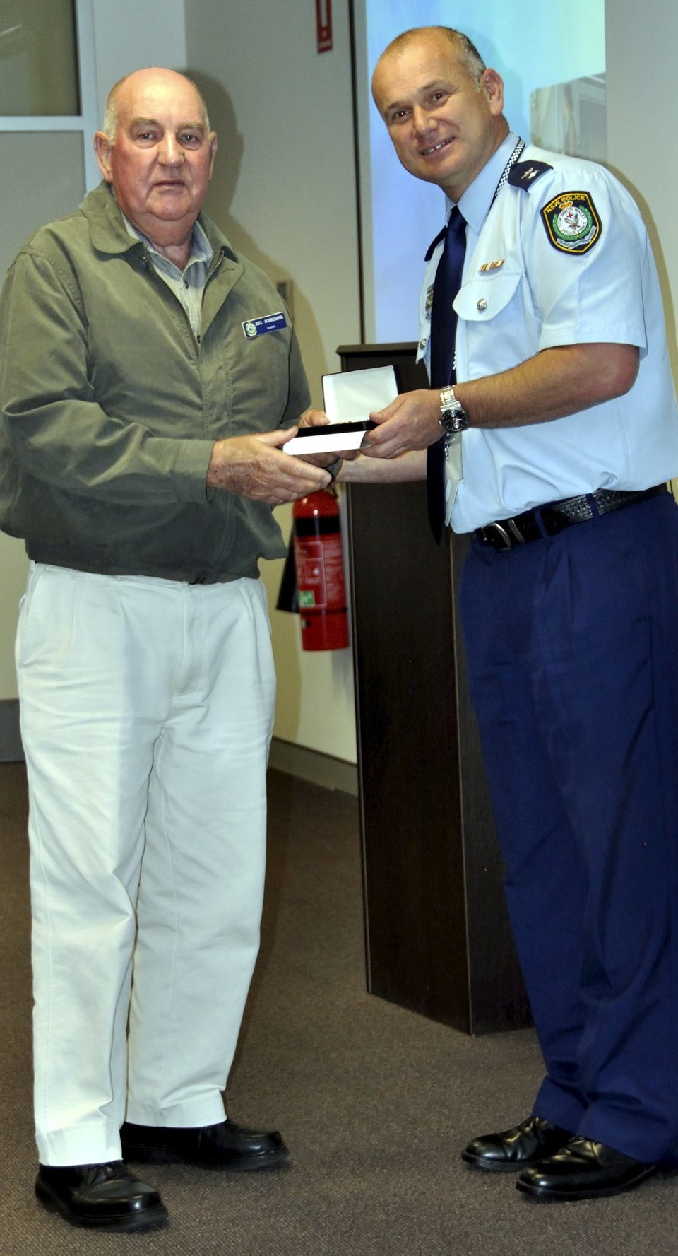 Kelvin ( Kel ) SCHREIBER accepting his Medal.