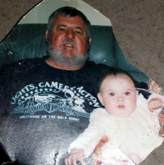 Robert William WHITE, Robert WHITE, Rob WHITE, Bob WHITE, Bobby WHITE, Whitey, Bob, Bobby, Budgie