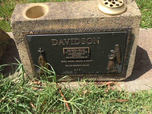 https://billiongraves.com/grave/Reubena-Peace-Davidson/35213693 Richard Tinto DAVIDSON & his wife - Reubena Peace DAVIDSON
