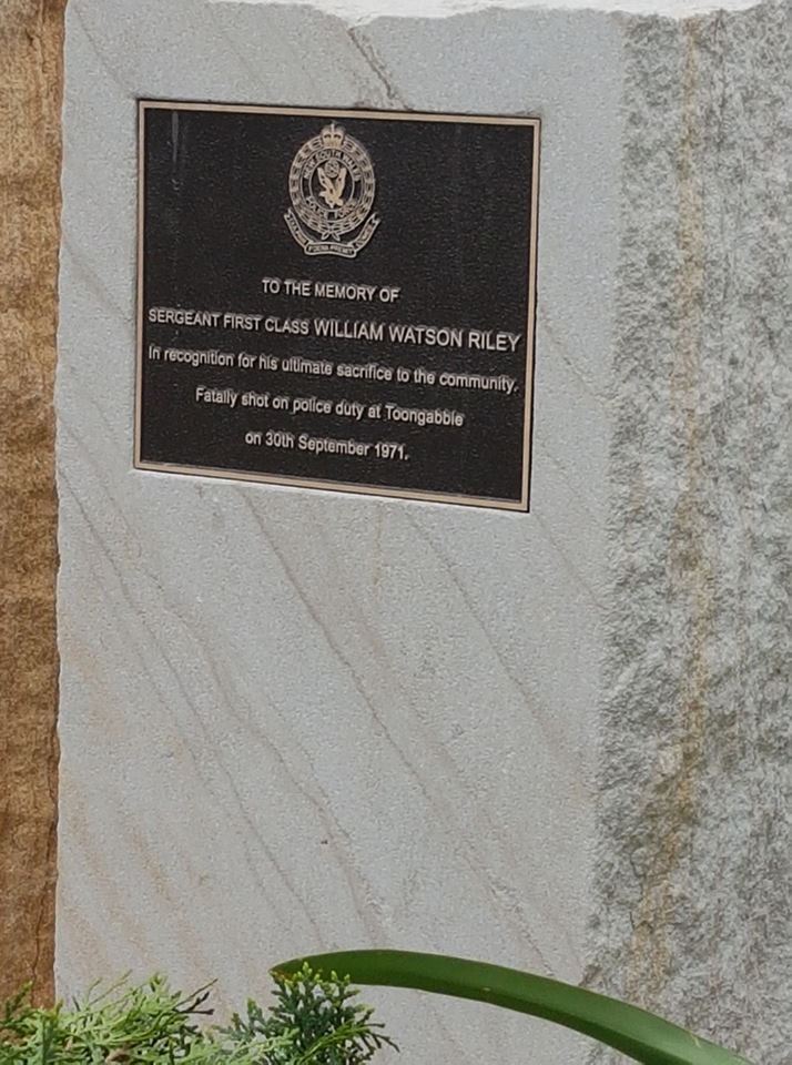 Blacktown Police Stn Memorial dedication on Retired Police Day - 28 September 2017 to RILEY & McDIARMID