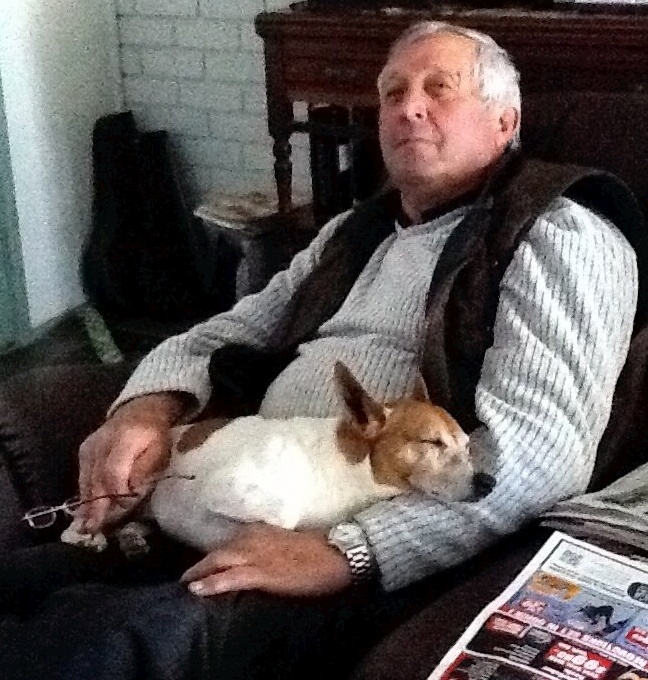 Laurie Kenneth ANDREWS