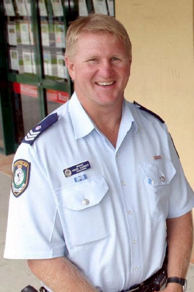 https://www.dailytelegraph.com.au/news/former-decorated-detective-mark-garner-had-sex-with-woman-let-her-touch-his-gun-in-police-station/news-story/5352053176583c342026a9bf1c686ae3 Mark Garner in 2004