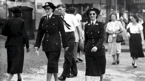 https://www.facebook.com/pansw.org.au/photos/pcb.850229758905880/850221195573403 Vira Helen JENKINS Vira Helen DEW Vira JENKINS Vira DEW. Vira Dew is pictured on the left with another officer in navy blue uniform circa 1940s.