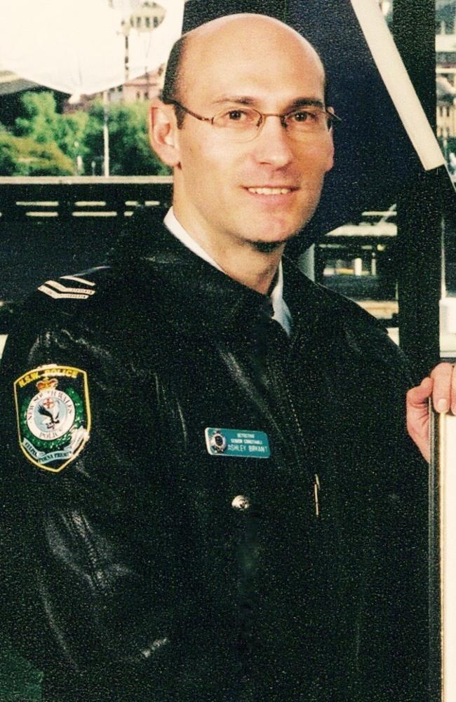 Ashley Newton BRYANT, Ash BRYNAT, Ashley BRYANT