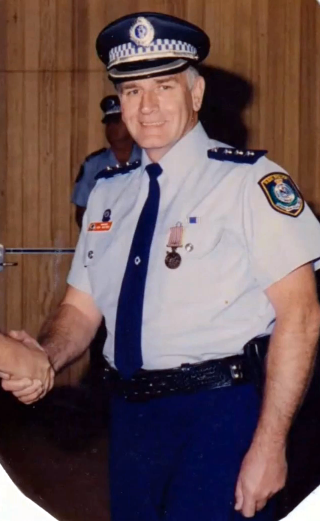 Ken HOLMES - National Medal presentation. Beauie, DORRIGO, Trevor BEAUMONT, Trevor Lyle BEAUMONT