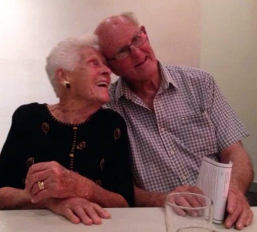  Les HOST Leslie Cecil HOST Leslie HOST