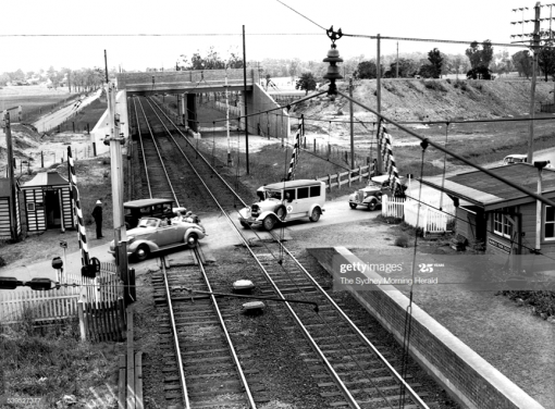Warwick Farm Police Call Box - 29 November 1937